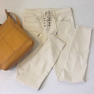 BLANKNYC Skinny Classic Beige Jeans NWT size 26
